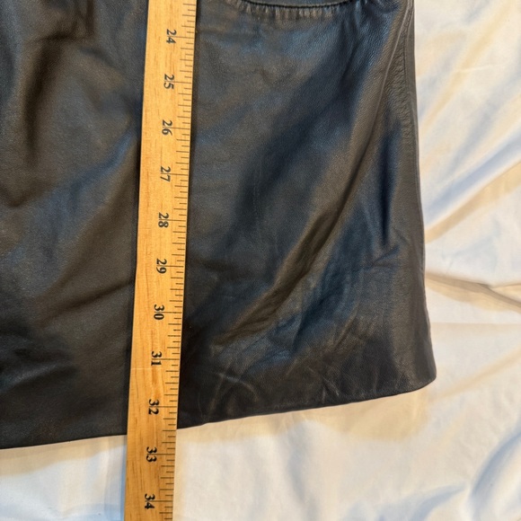 Vintage 90s Black Genuine Leather Jacket with High Neck & Cinching Waist - Picture 11 of 12